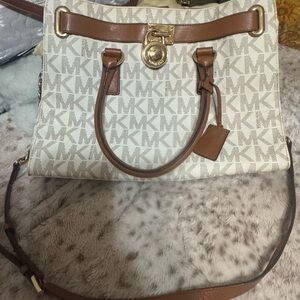 Michael Kors Cream and Brown Shoulder Bag